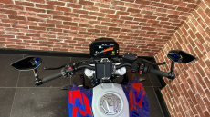 BMW F900 R (25MY)